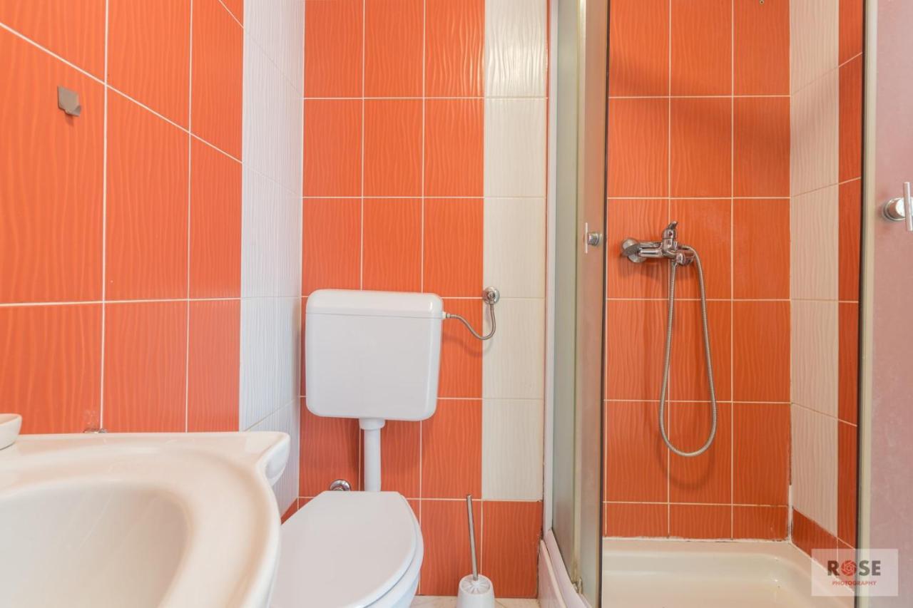 Apartment Laureta Πόρετς Εξωτερικό φωτογραφία